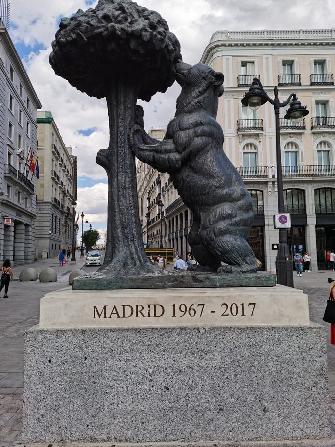 Madrid icoon beer puerta del sol