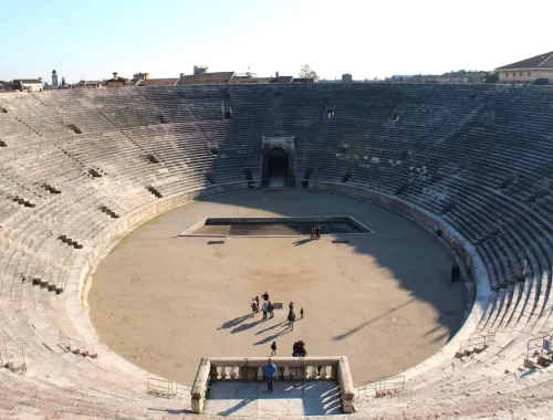 De Romeinse Arena van Verona van binnen